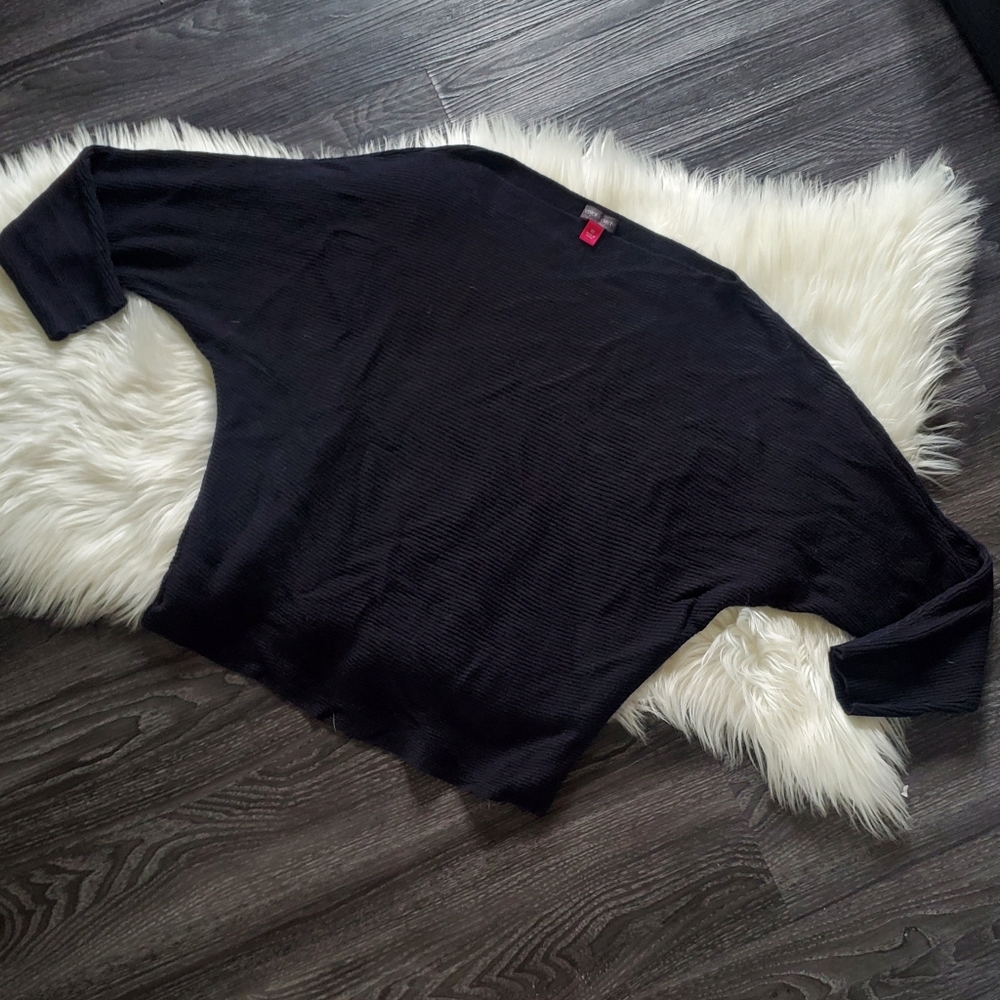 Vince camuto black bat wing sweater